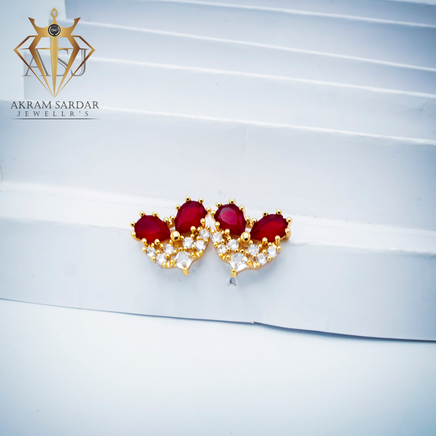Heartstone Tops