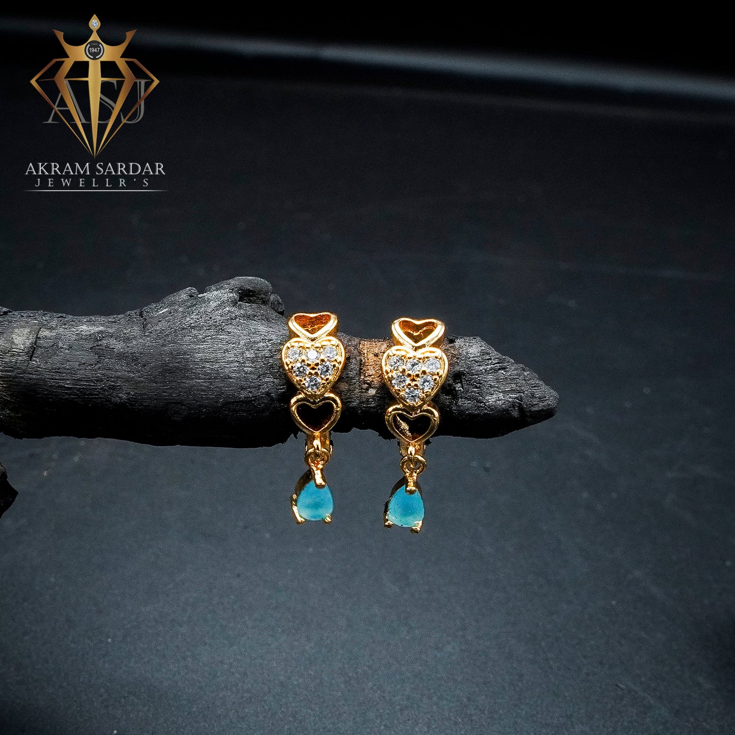 Dilara Heart Earrings