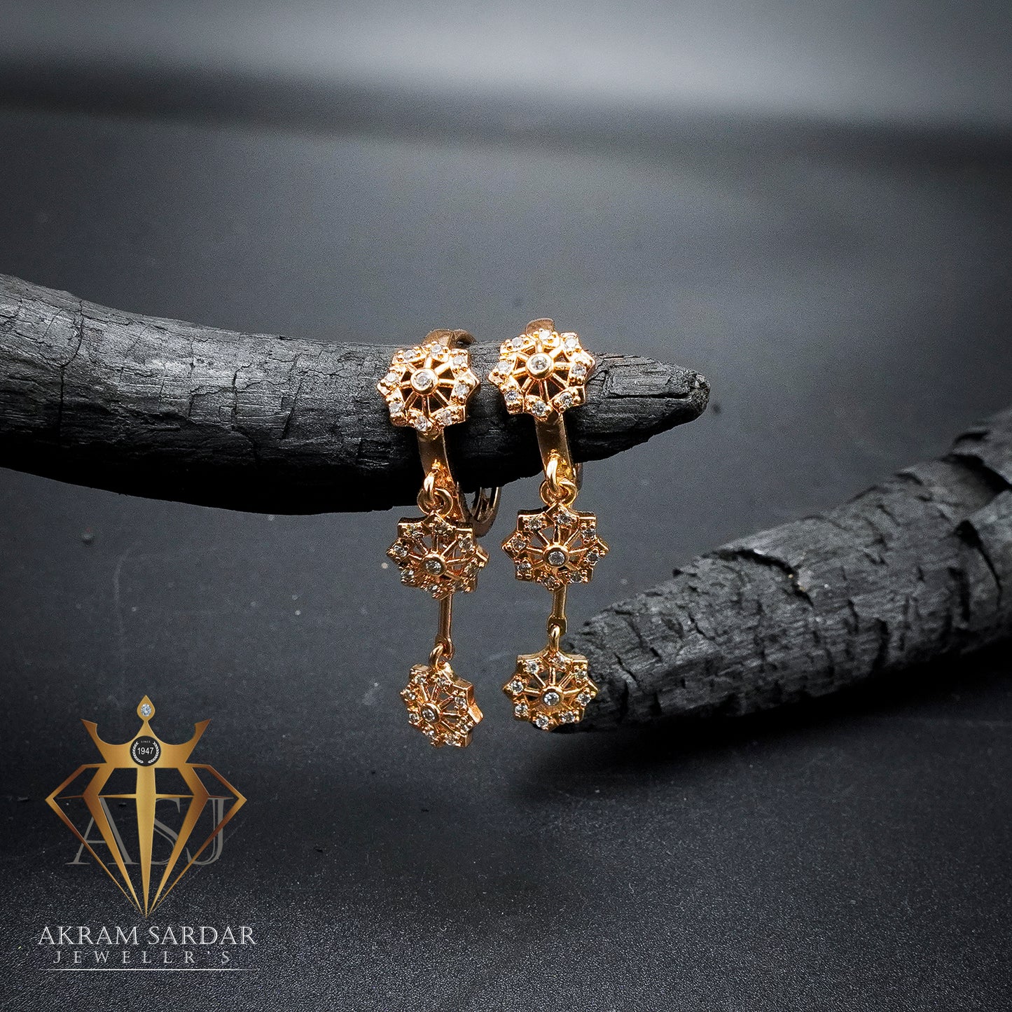 Sunehri Bloom Earrings