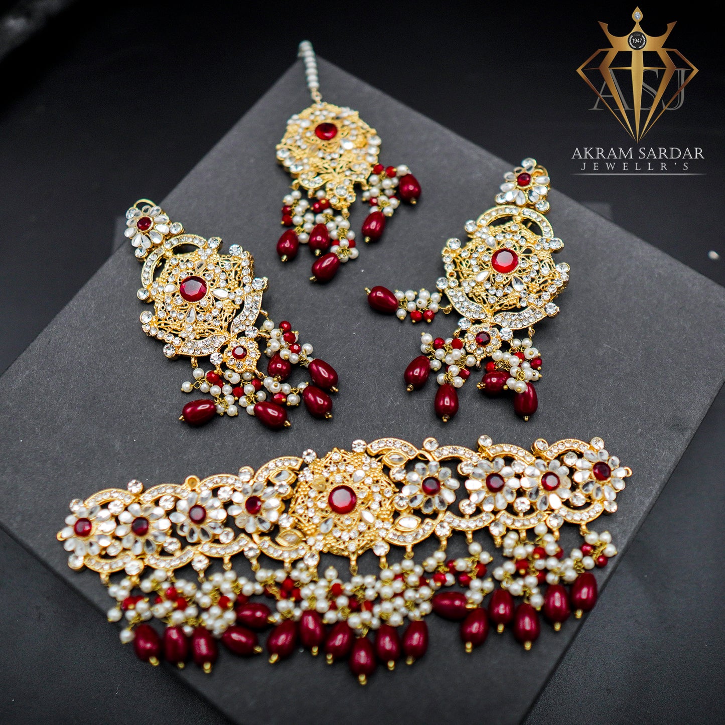 Zeenat Choker Necklace