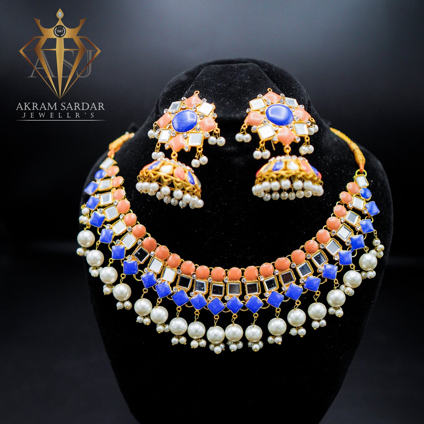 Darini Kundan Necklace – A Masterpiece of Timeless Elegance