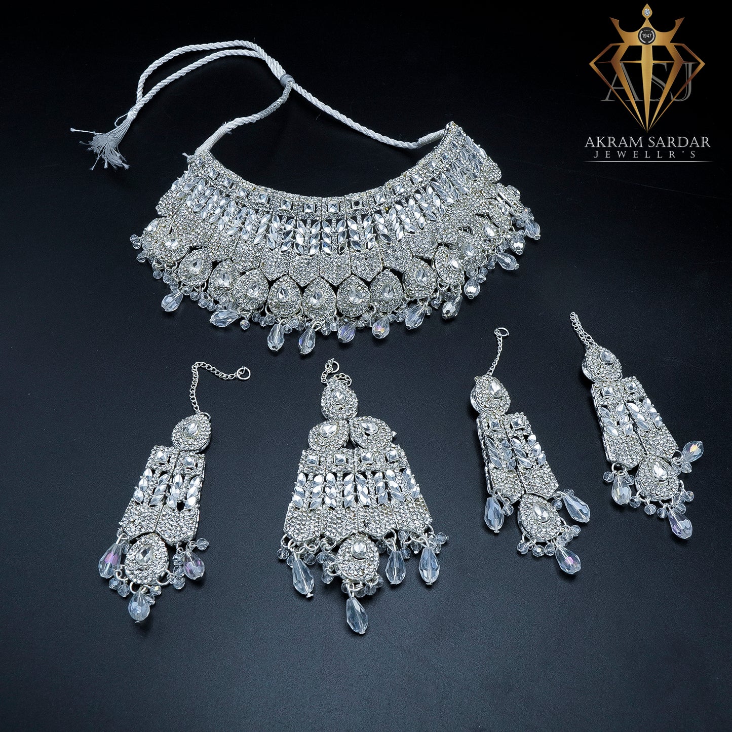 CLASSY NIKKAH BRIDAL SET