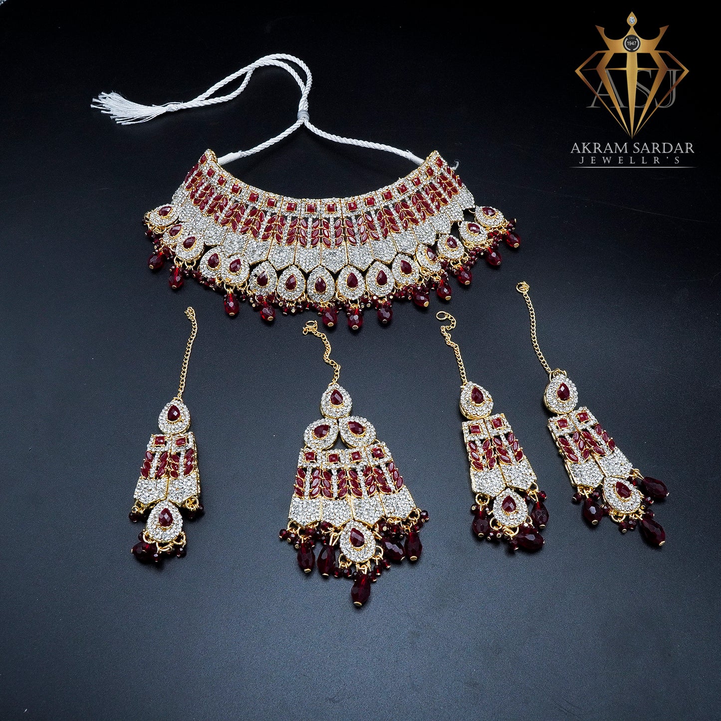 CLASSY NIKKAH BRIDAL SET