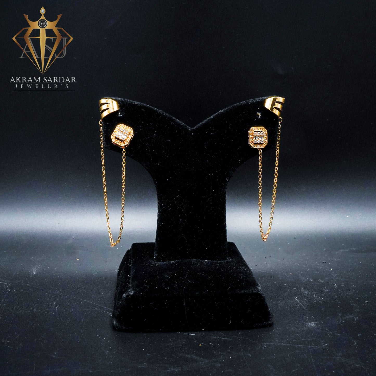 Velin Ear Cuff