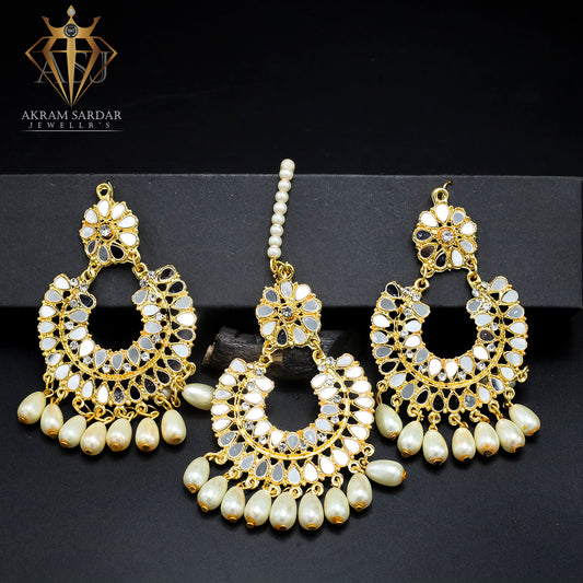 Lunaria Pearl Earrings