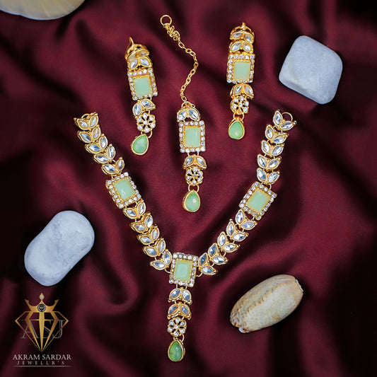 Luna Gleam Necklace Set