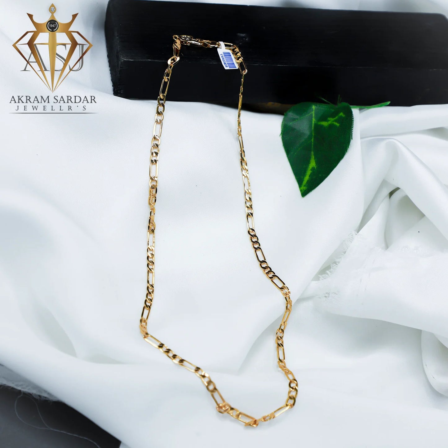 Nashwa Gold Plated Cable Chain – Classic and Timeless Appeal