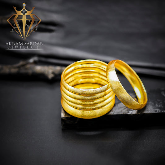 Mahira Khan Gold Mate Bangles