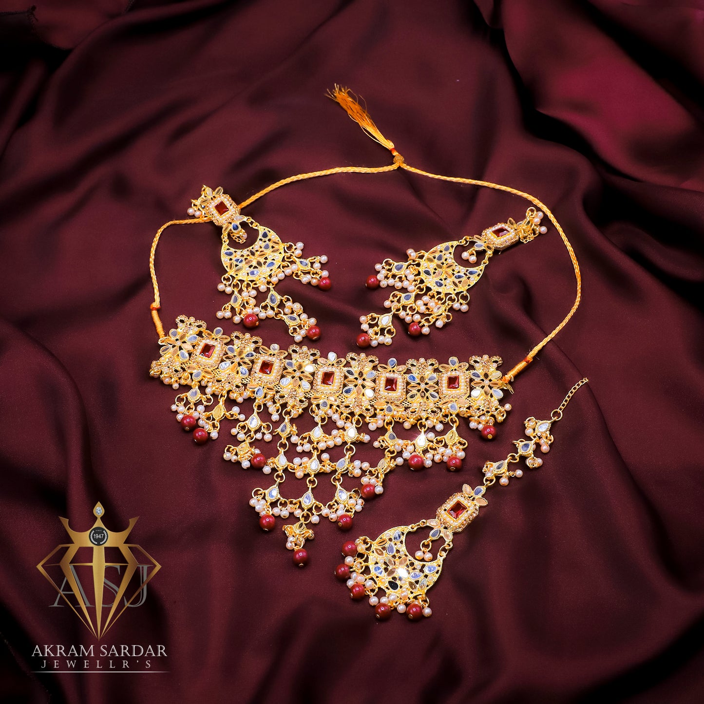Curly Choker Bridal Set – A Bold Twist on Timeless Elegance