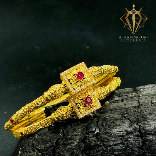 Gold plated bangle-00328