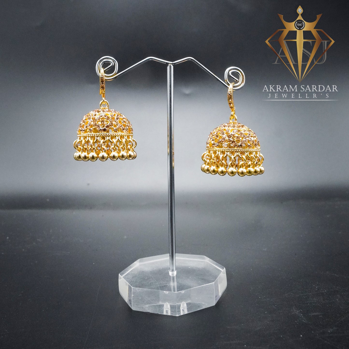 Raunaq Jhumki