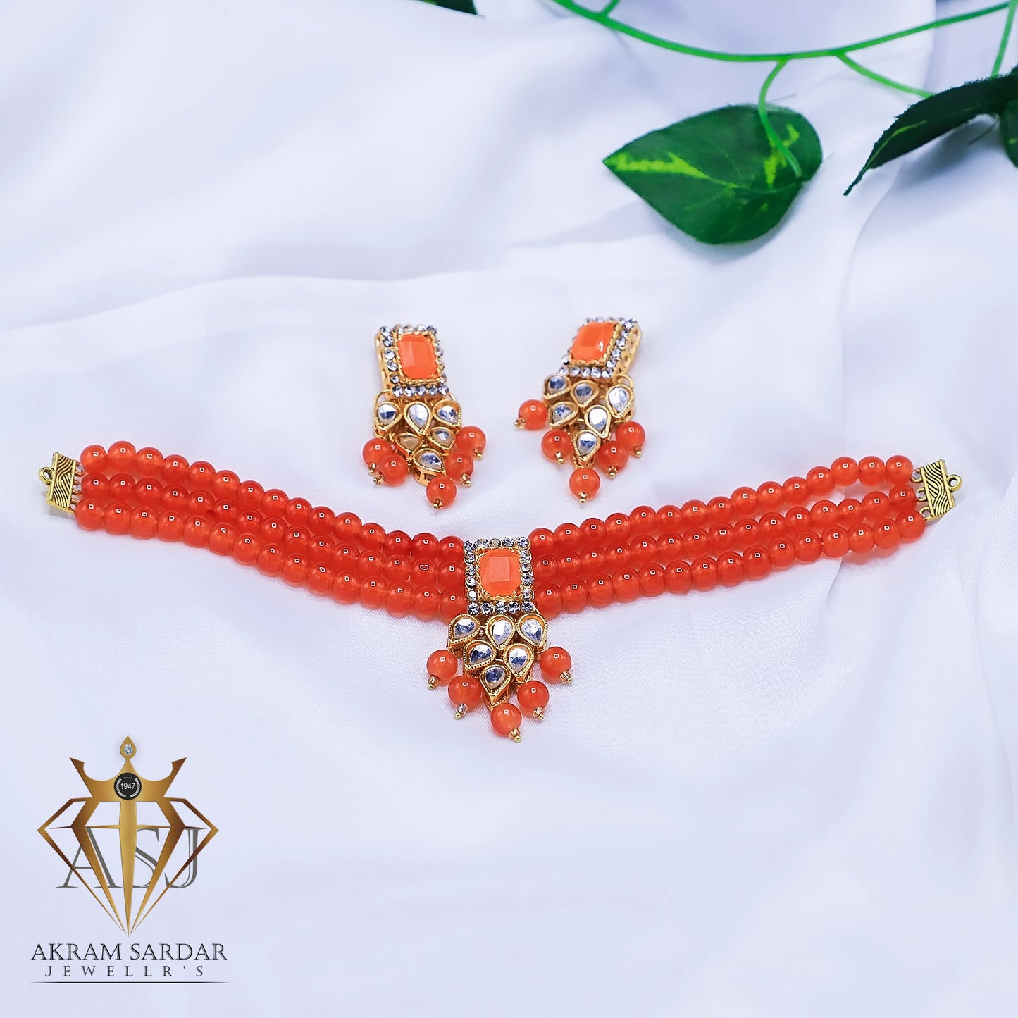 Everyday Gleam Choker Set