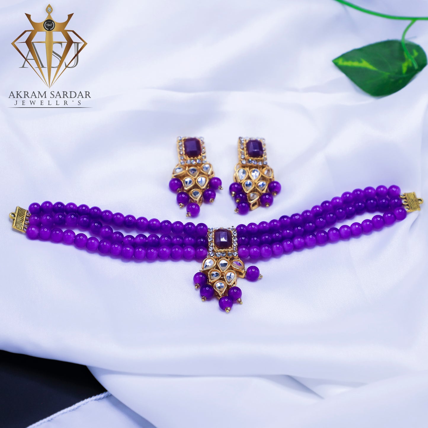 Everyday Gleam Choker Set