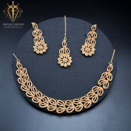 Zirconia Gleam Necklace