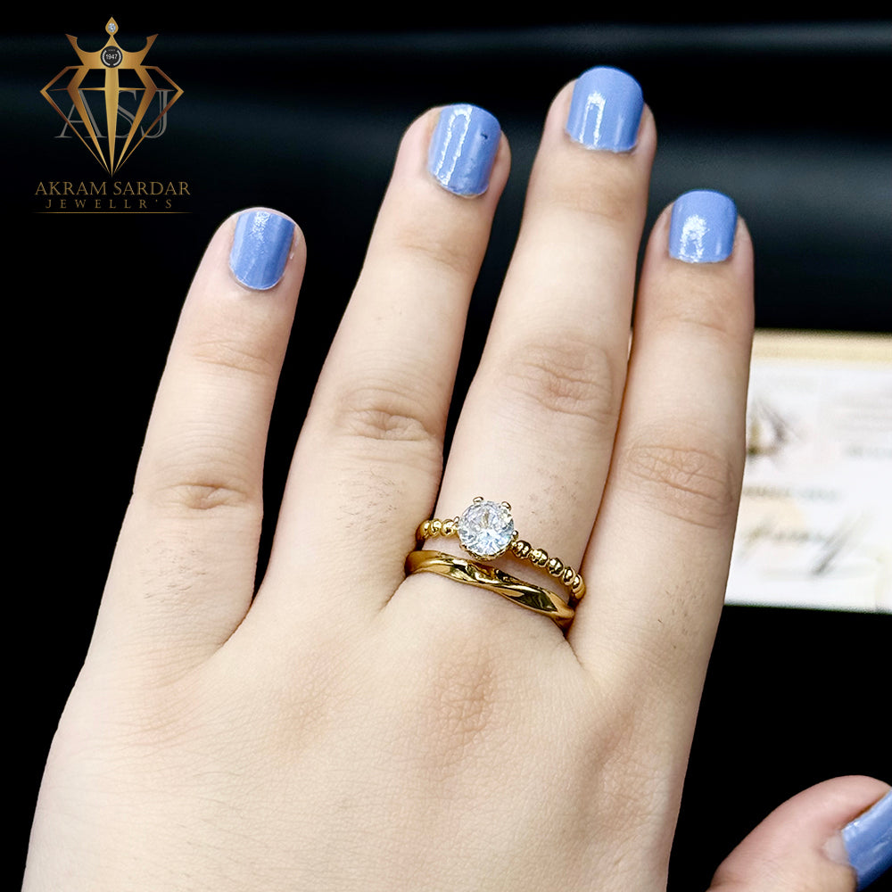 Veyona Spark Ring