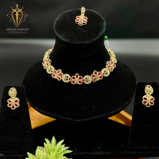 Eterna Royale Necklace
