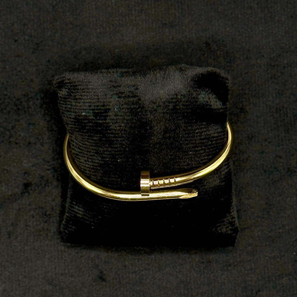 Winding Shape Cuff