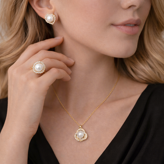 Noor-e-Pearl Pendant Set