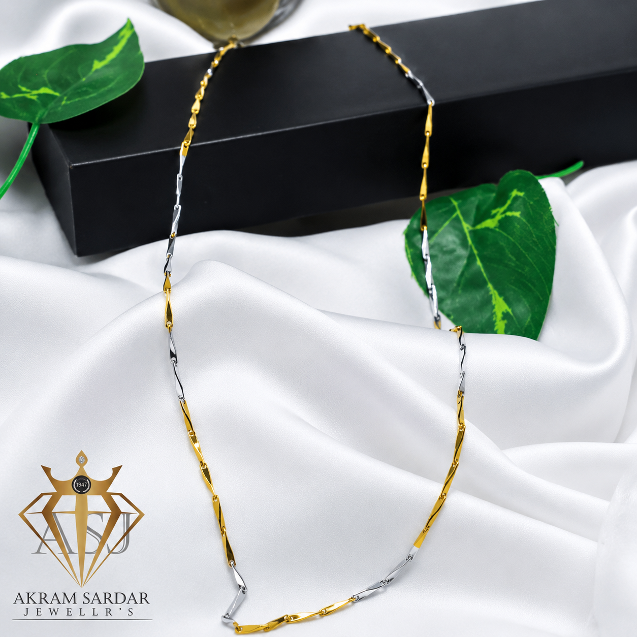 Rangoli Multi-Tone Chain – Colorful Elegance in Every Link