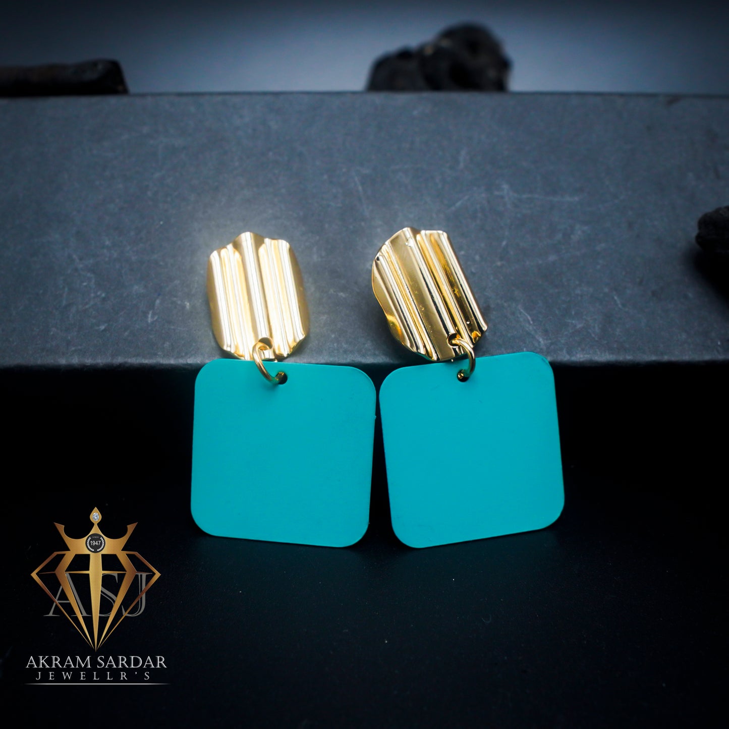 Aaira Freeform Earrings