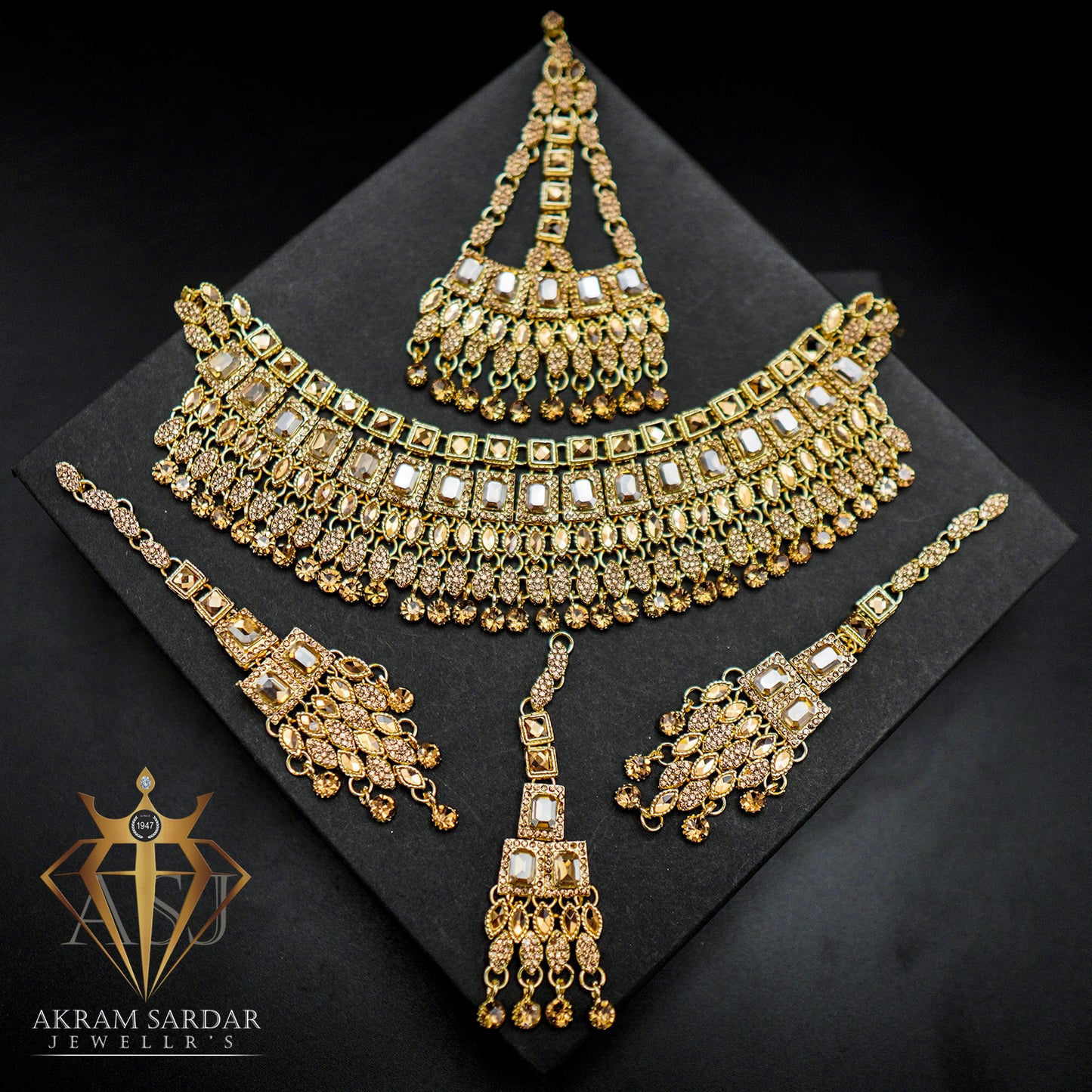 Roha Zircon Kundan Bridal Set