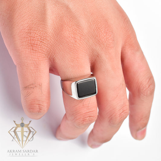 Grace Onyx Ring