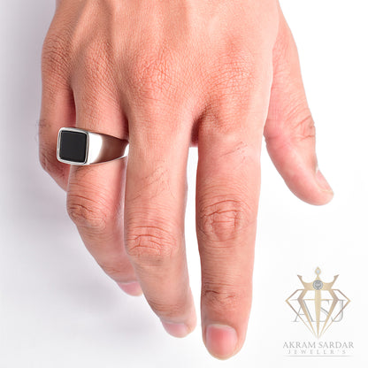 Grace Onyx Ring
