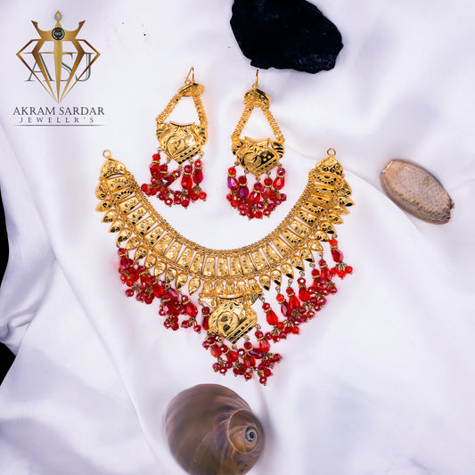 Ornaya Necklace
