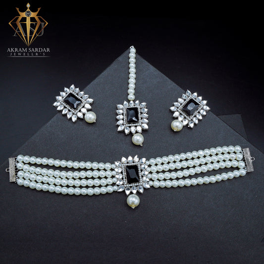 Jennifer Choker Set