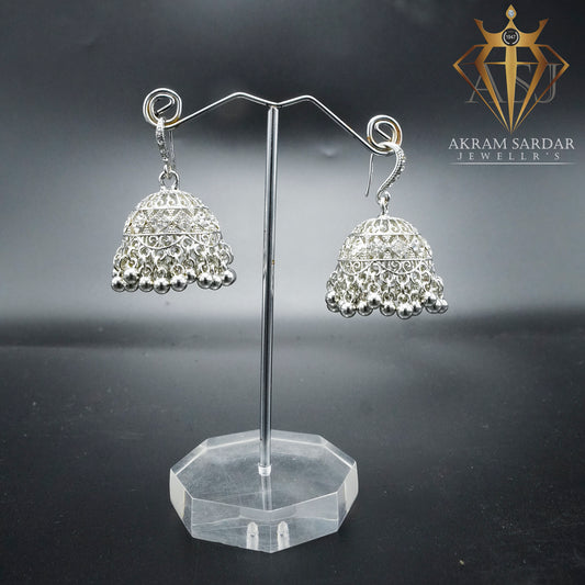 Raunaq Jhumki
